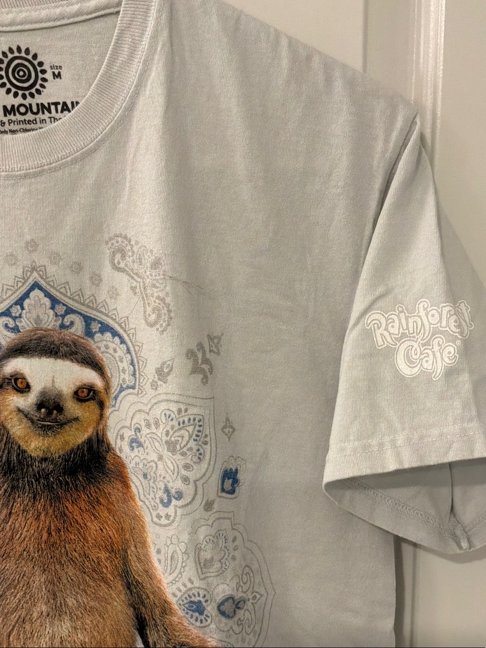 Women’s Sloth Meditation Graphic Tee - The Mountain